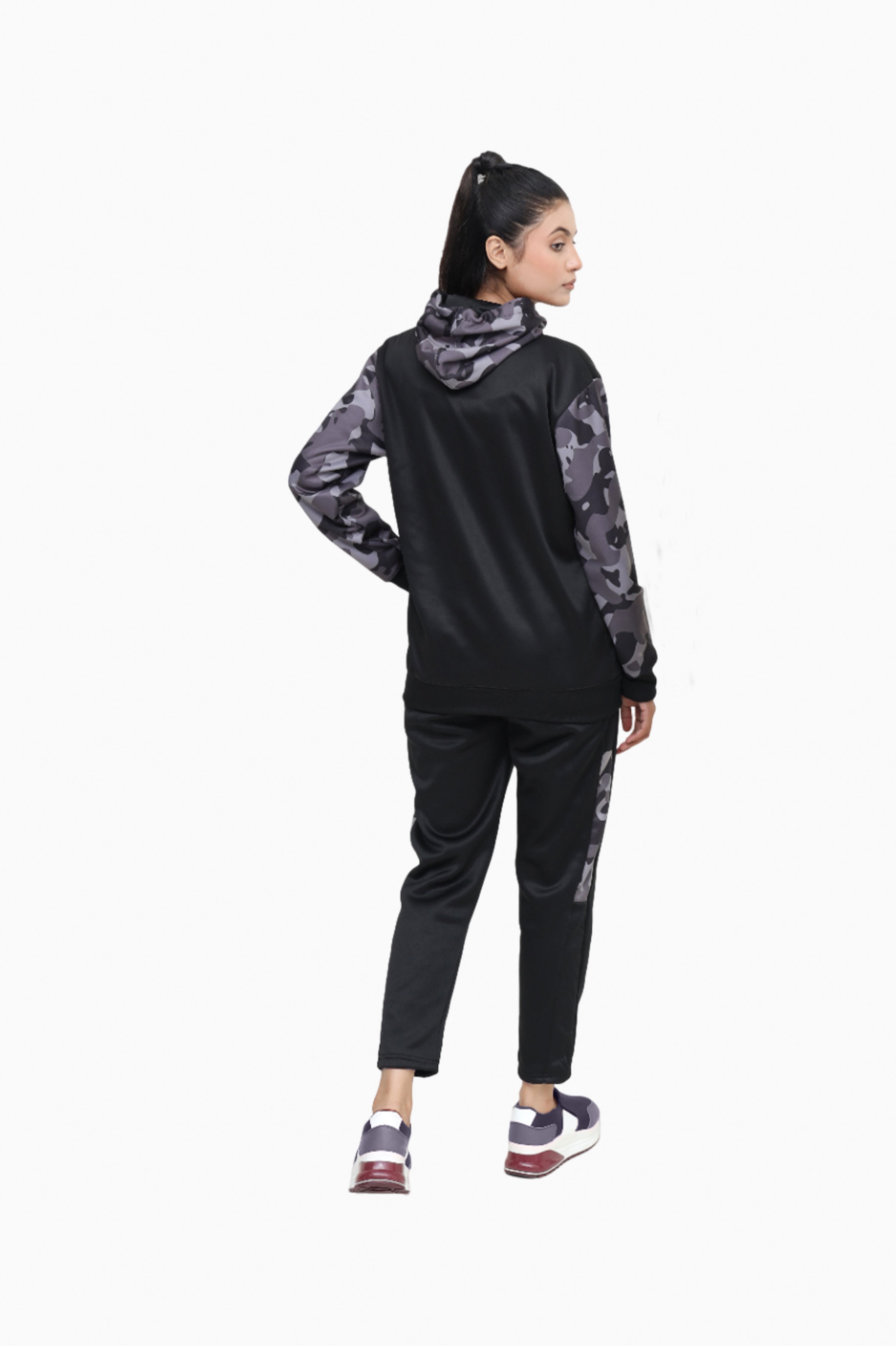 Womens - Winter Tracksuit - Black Camo Strike